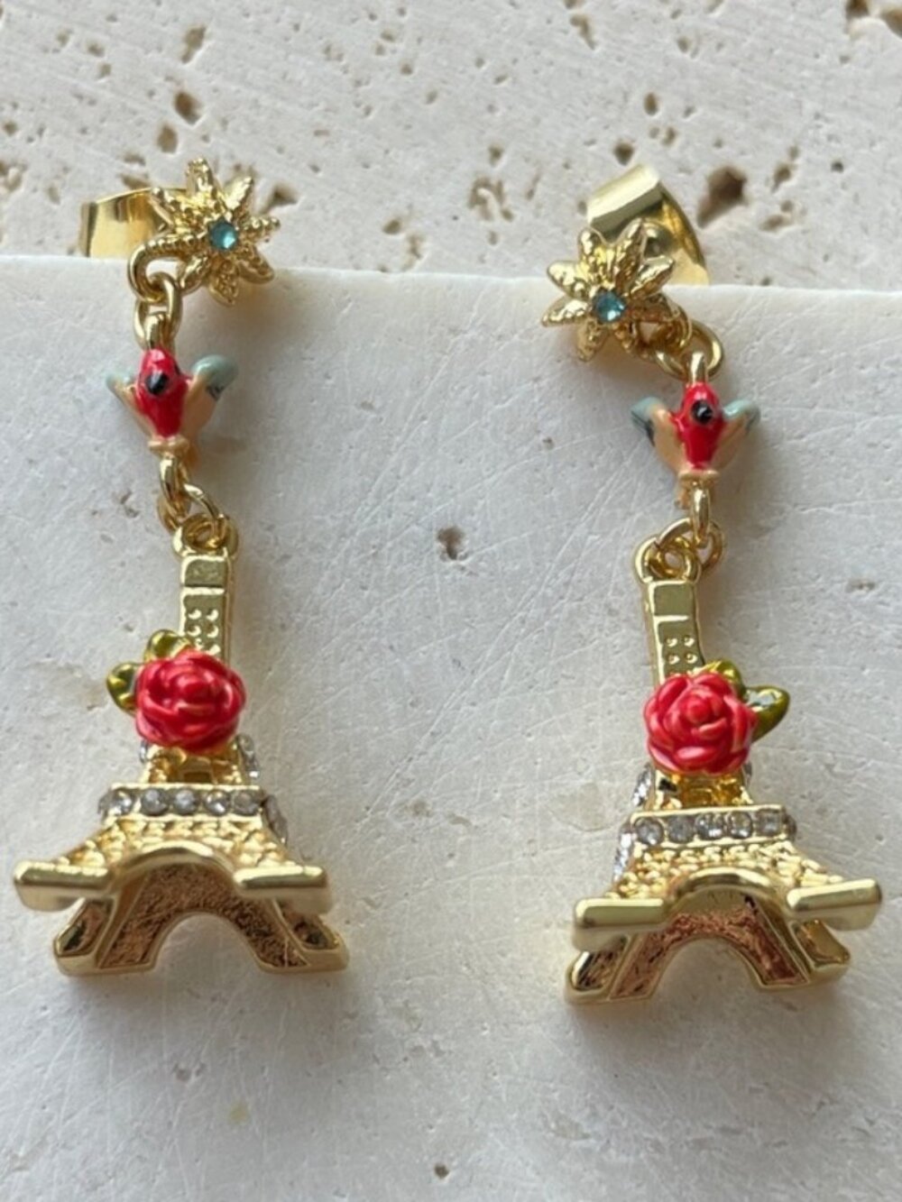 Les NEREIDES Gold Eiffel Tower Earrings with Red Rose